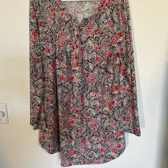 SeSe Code long Sleeve 2XL Floral Paisley Soft aand Stretchy Women's Top - Picture 1 of 8